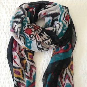 Women’s Light Weight Scarf